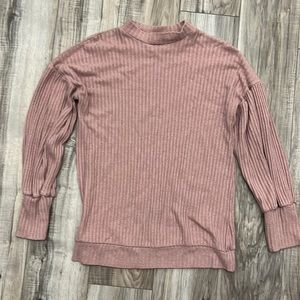 Mauve top with stripe pattern